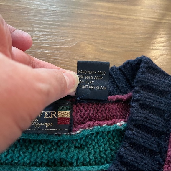 Vintage New River J. Riggings Men’s V-Neck Navy Blue Burgundy Green Sweater XL - Picture 2 of 8